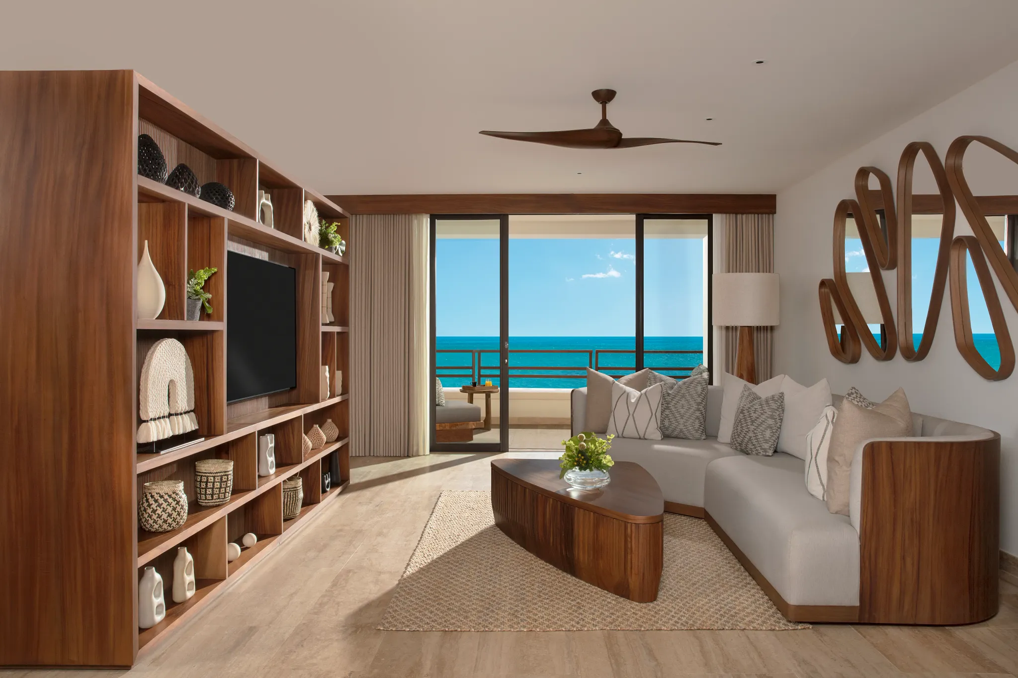 Preferred Club Master Suite Ocean Front Living Room