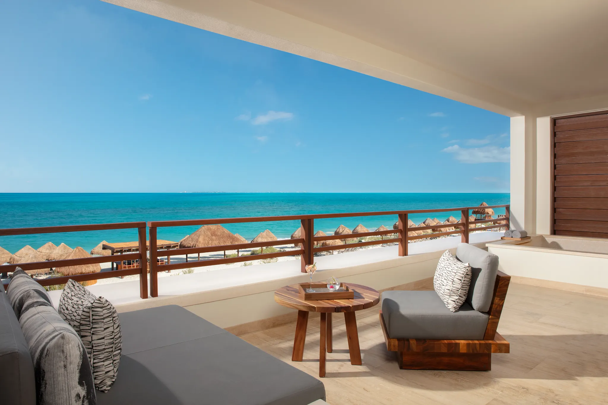 Preferred Club Master Suite Ocean Front Terrace