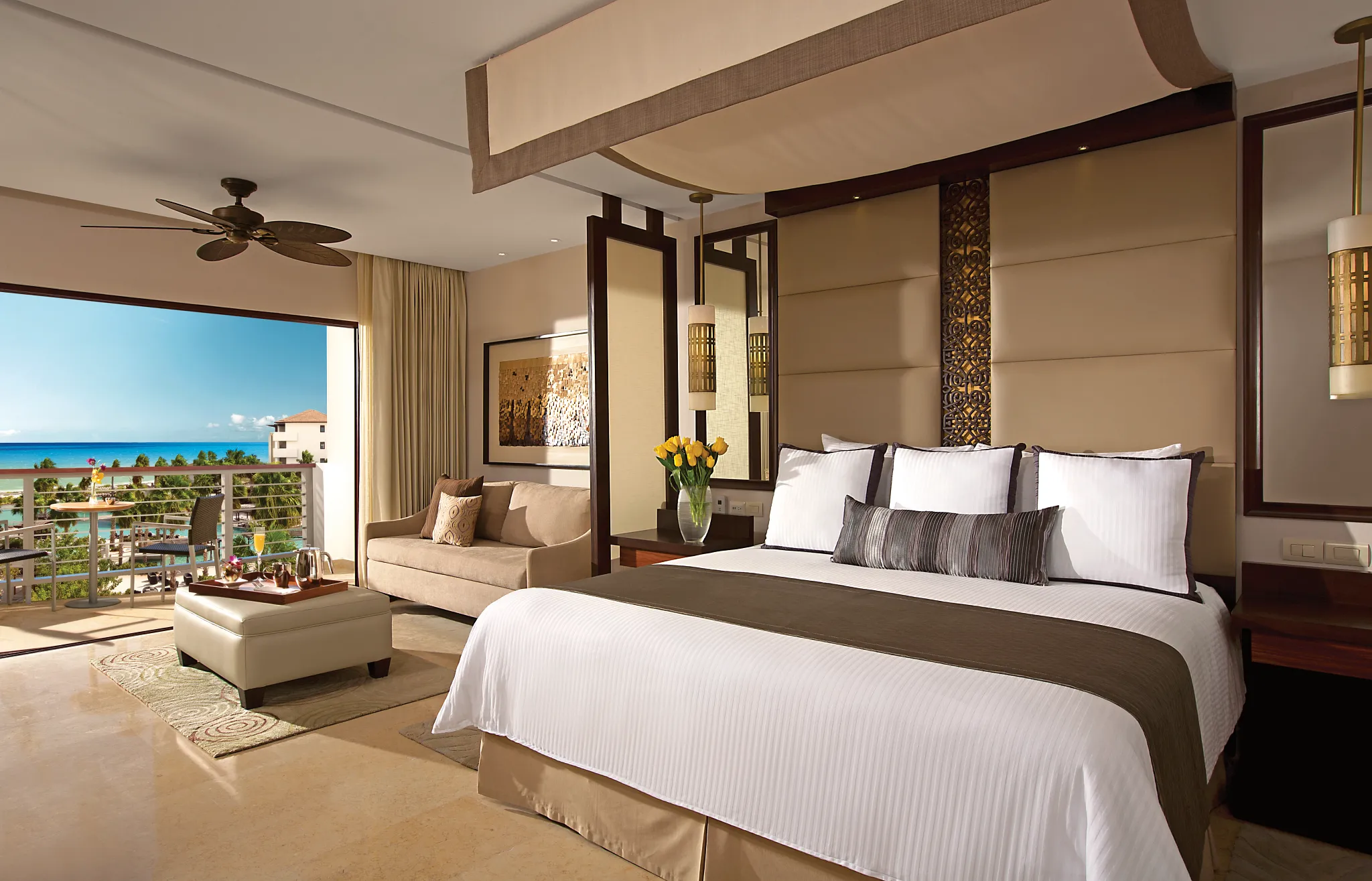 Junior Suite Ocean View — Secrets Playa Mujeres