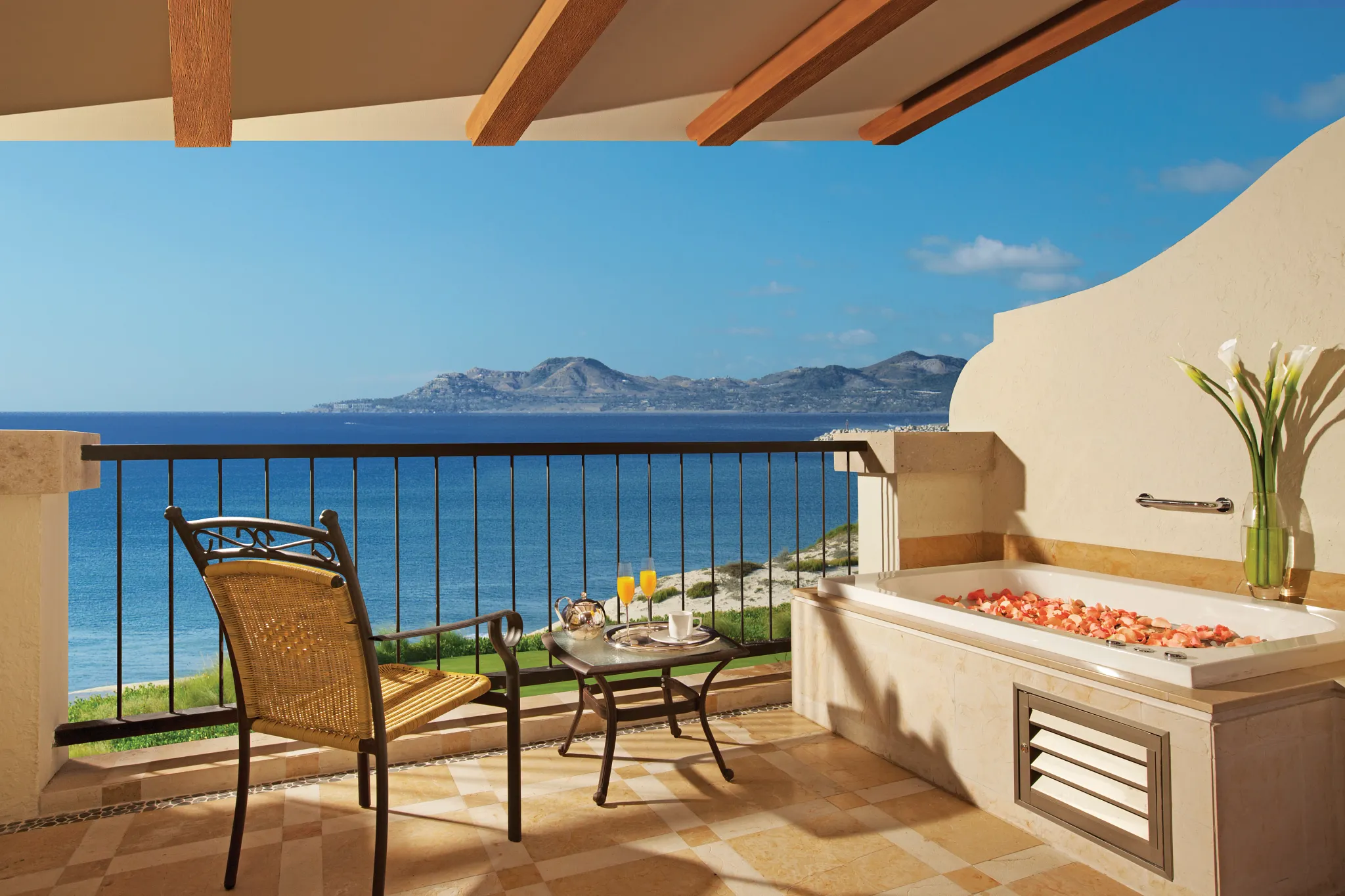 Preferred Club Junior Suite Ocean Front Terrace — Secrets Puerto Los Cabos