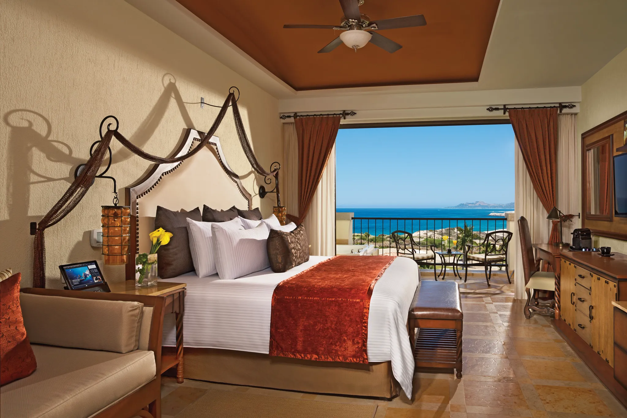 Preferred Club Junior Suite Ocean View King — Secrets Puerto Los Cabos
