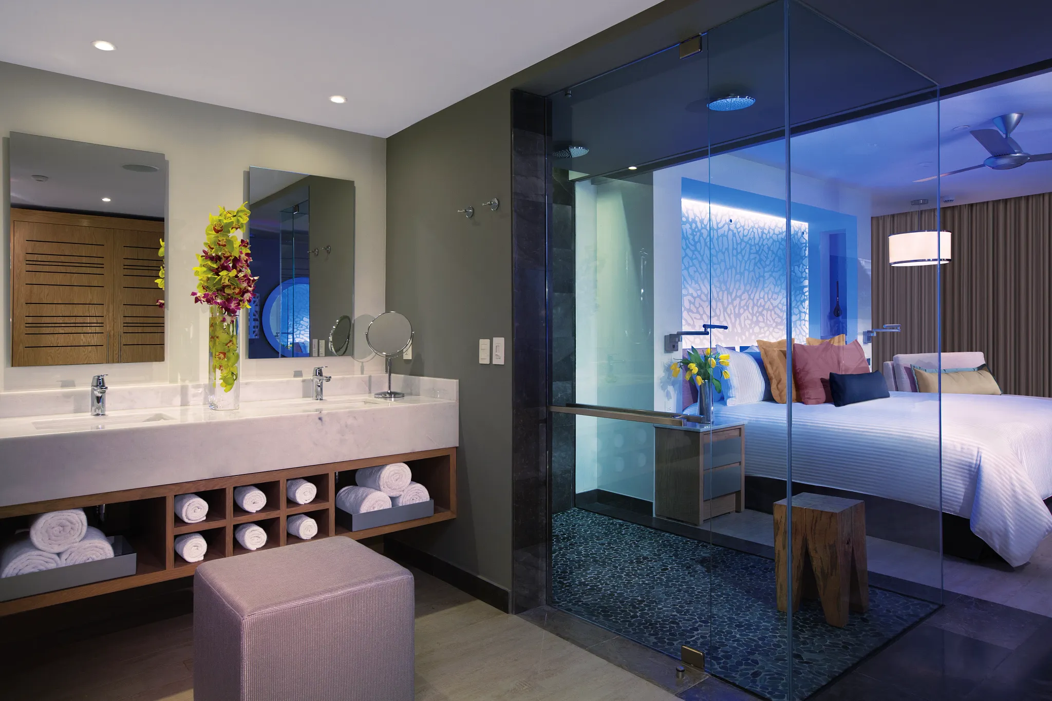 PC Junior Suite Swim Out Ocean Front bathroom at Secrets Riviera Cancun