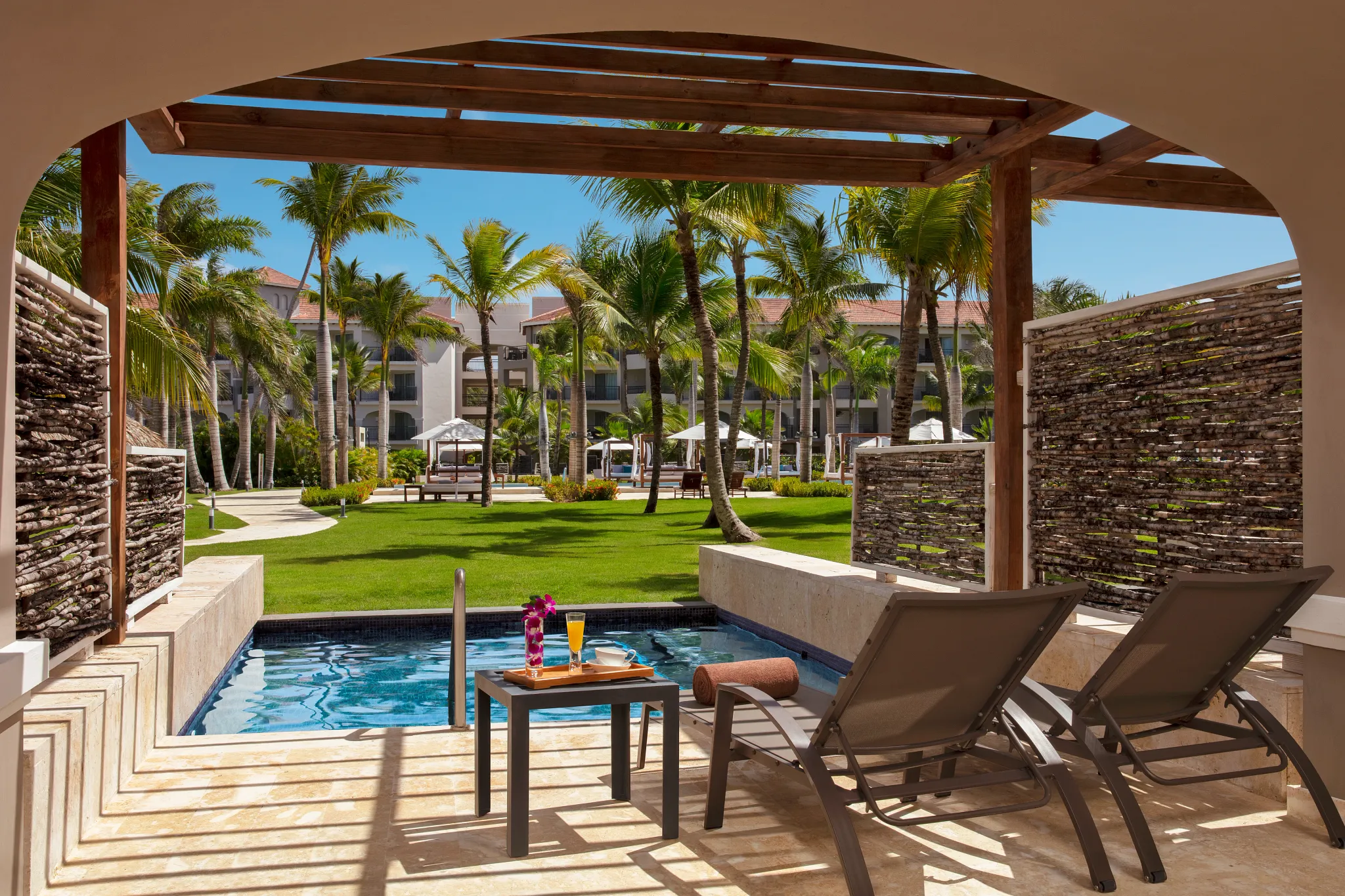 Junior Suite Private Pool terrace — Secrets Royal Beach Punta Cana