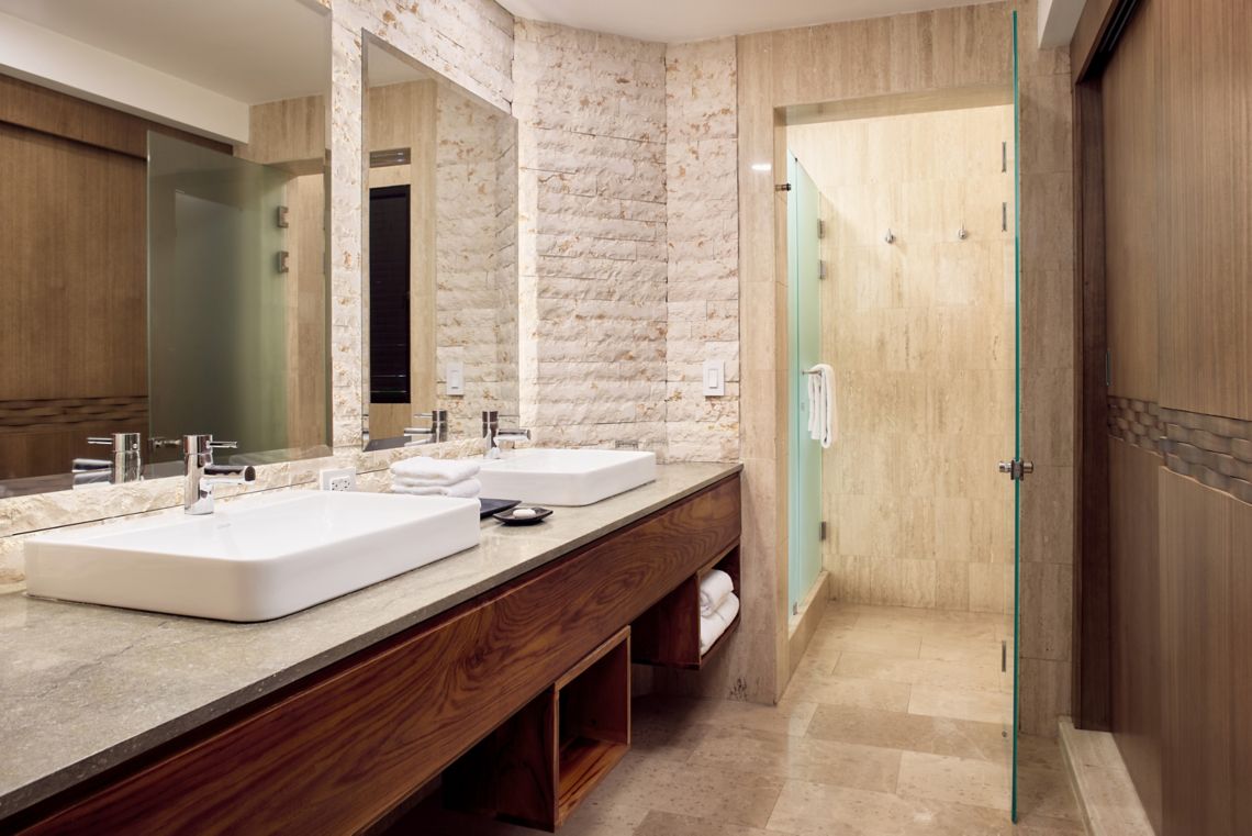 Deluxe Junior Suite bathroom — Westin Playa Conchal