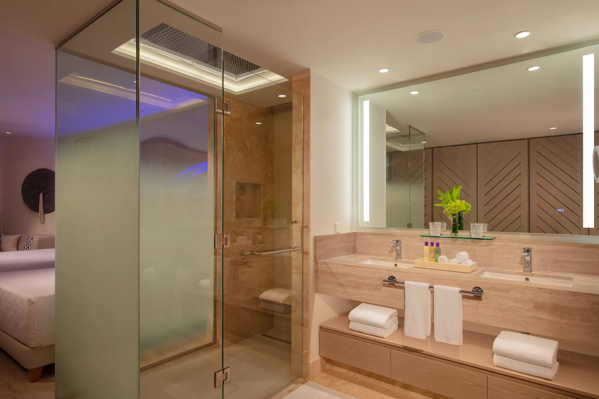 Allure Jr. Suite Lagoon View bath — Breathless Cancun Soul