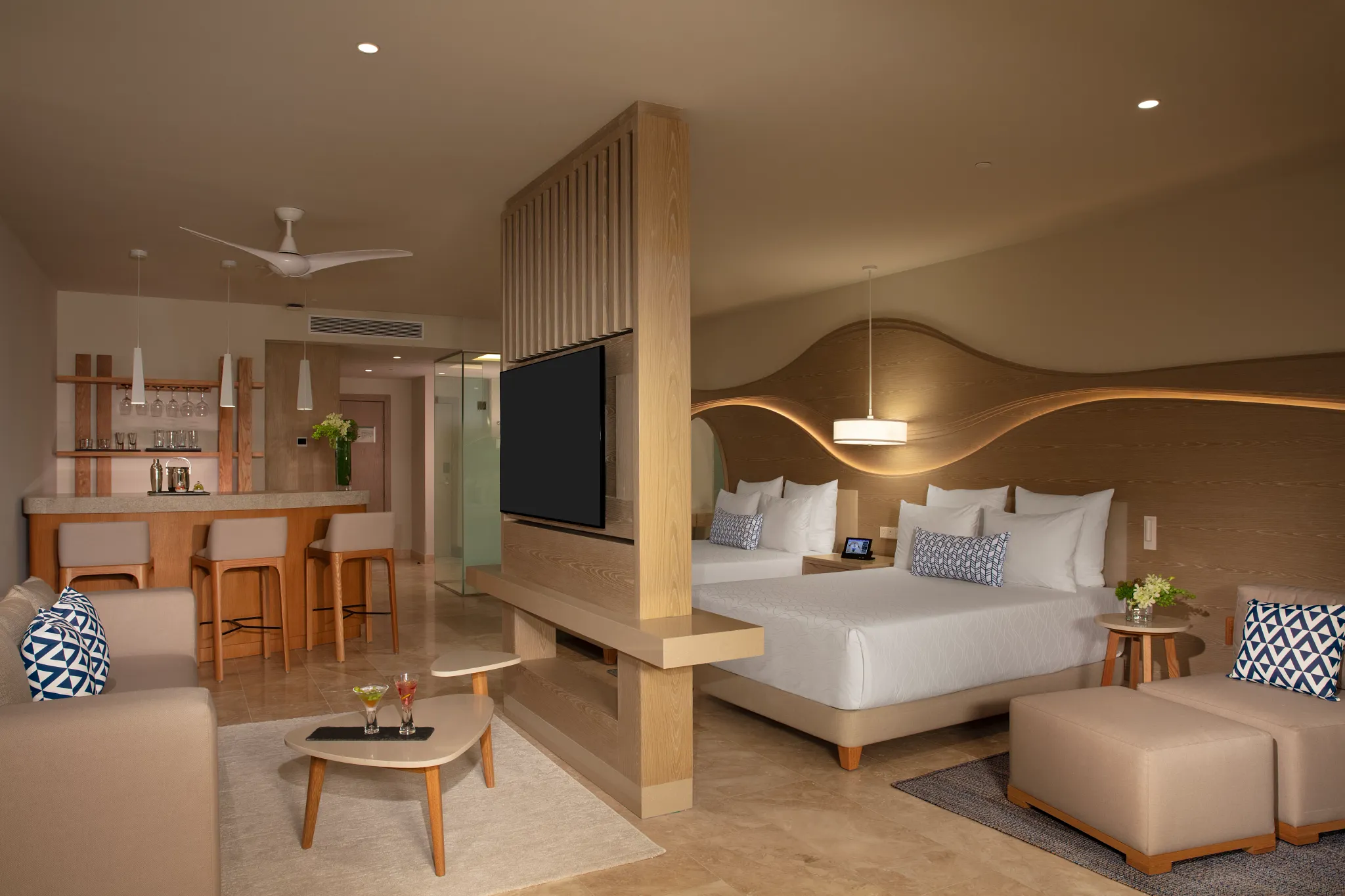 Allure Jr. Suite Lagoon View — Breathless Cancun Soul