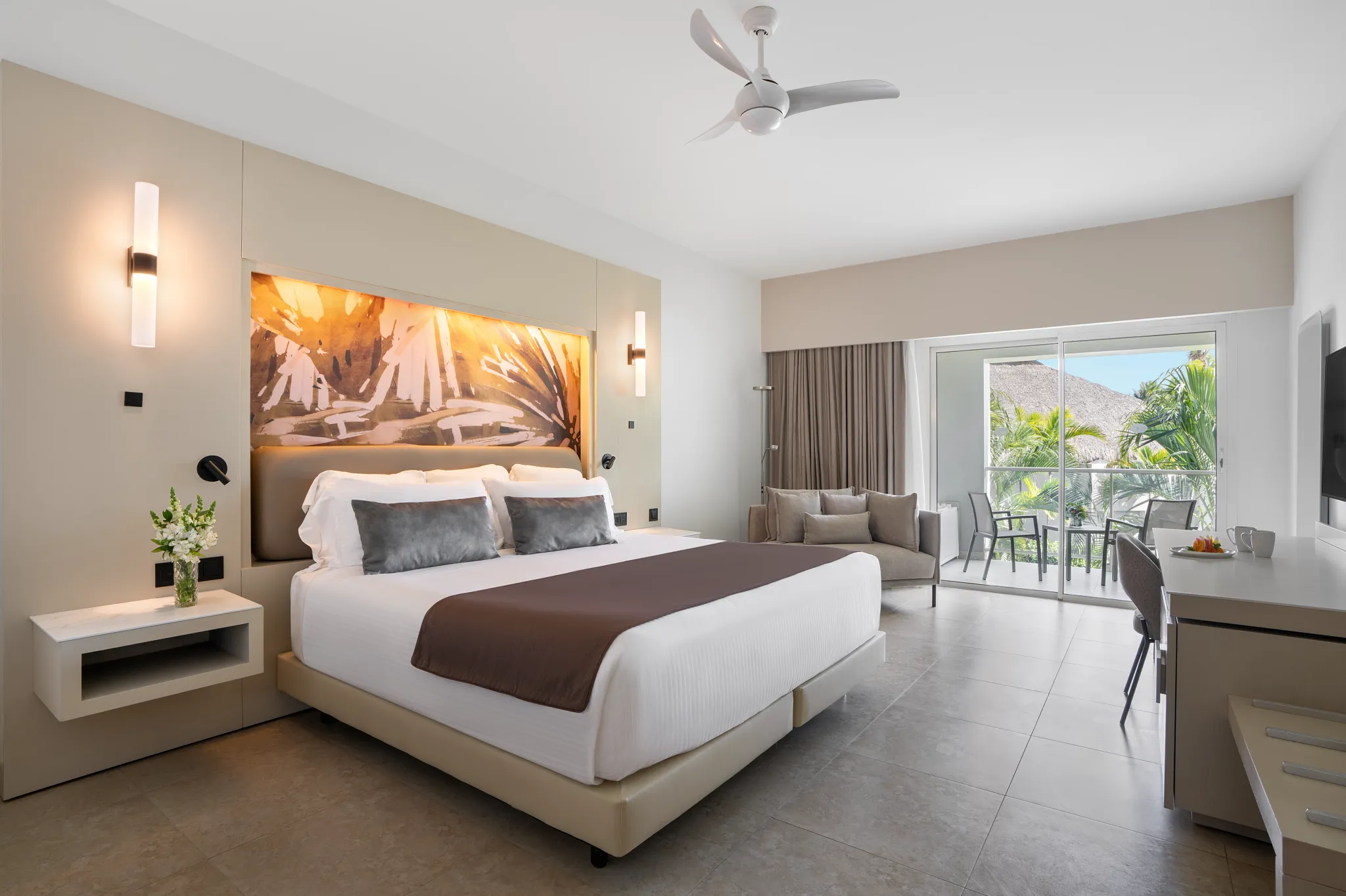 xhale club Junior Suite Tropical View — Breathless Punta Cana