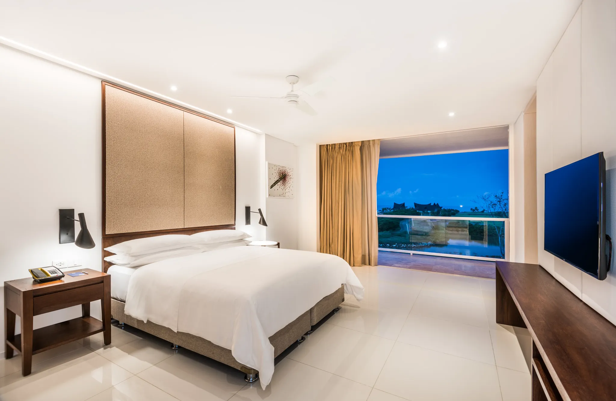 Junior Suite Partial Ocean View — Dreams Karibana Cartagena