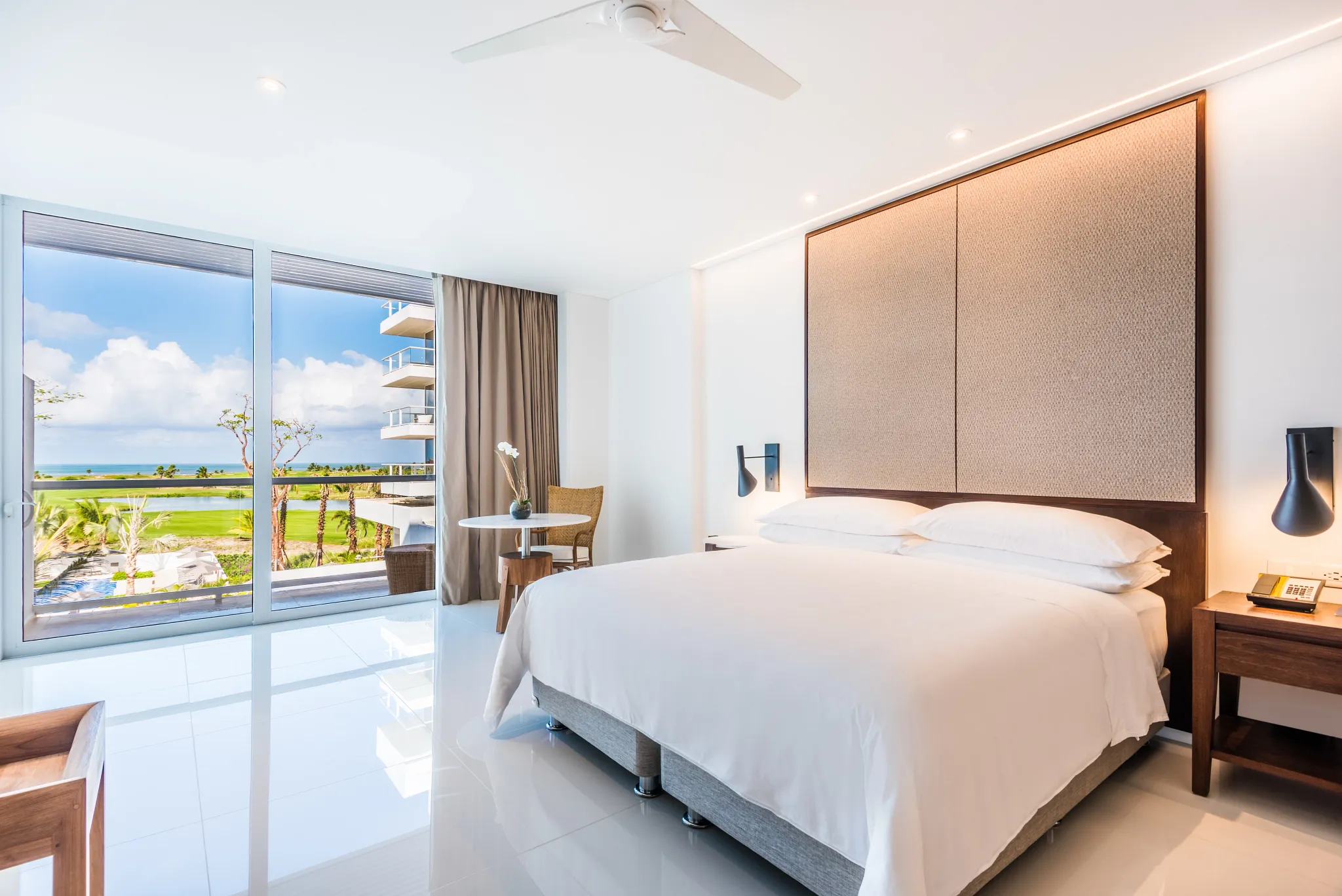Preferred Club Junior Suite Ocean View — Dreams Karibana Cartagena