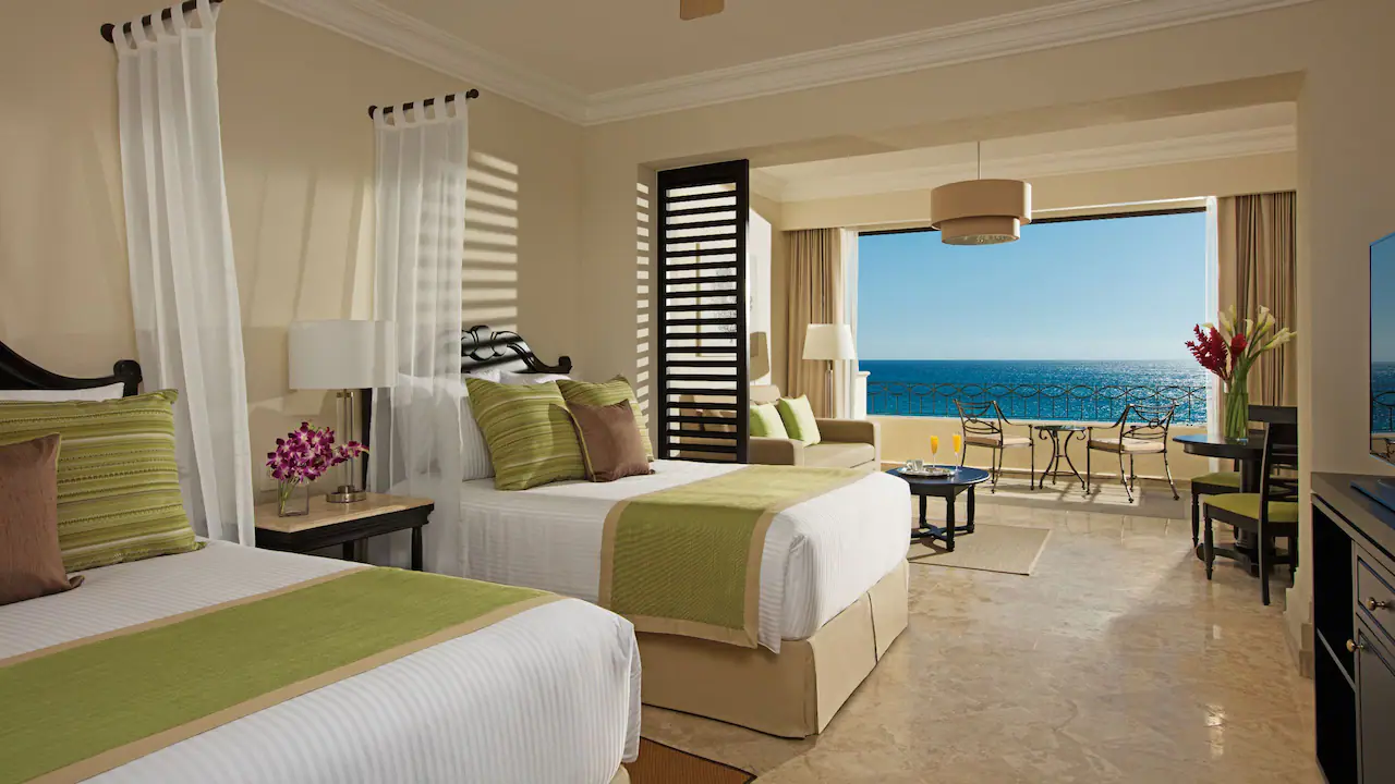 Preferred Club Junior Suite Ocean Front — Dreams Los Cabos