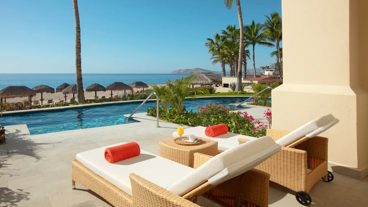 Preferred Club Presidential Suite Ocean Front Swim-Out Terrace — Dreams Los Cabos