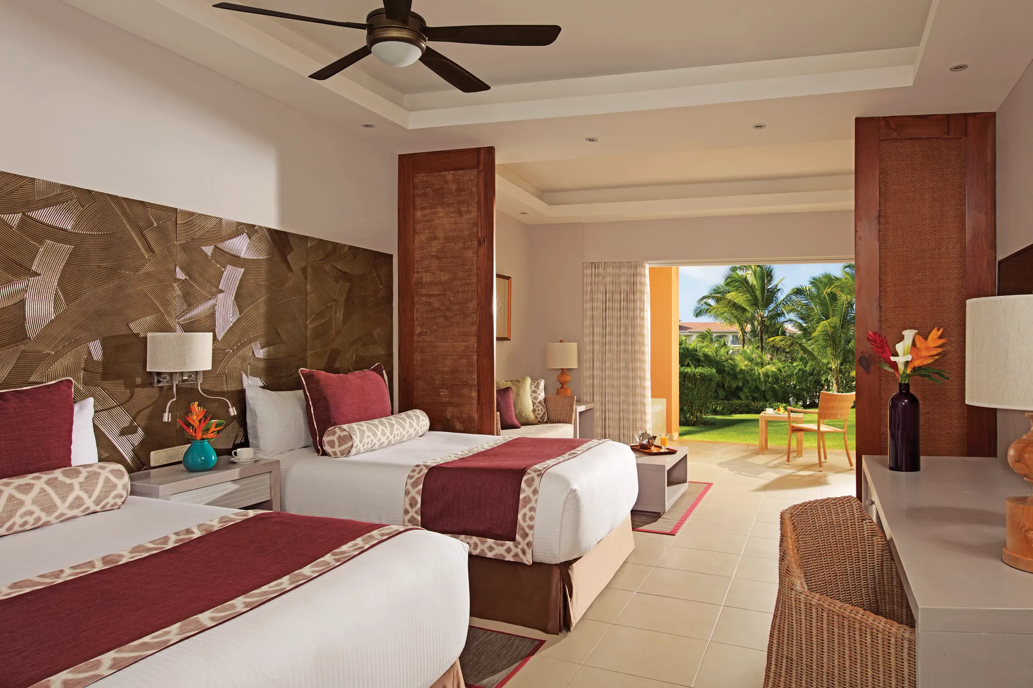 Deluxe Family Room Tropical View Dreams Royal Beach