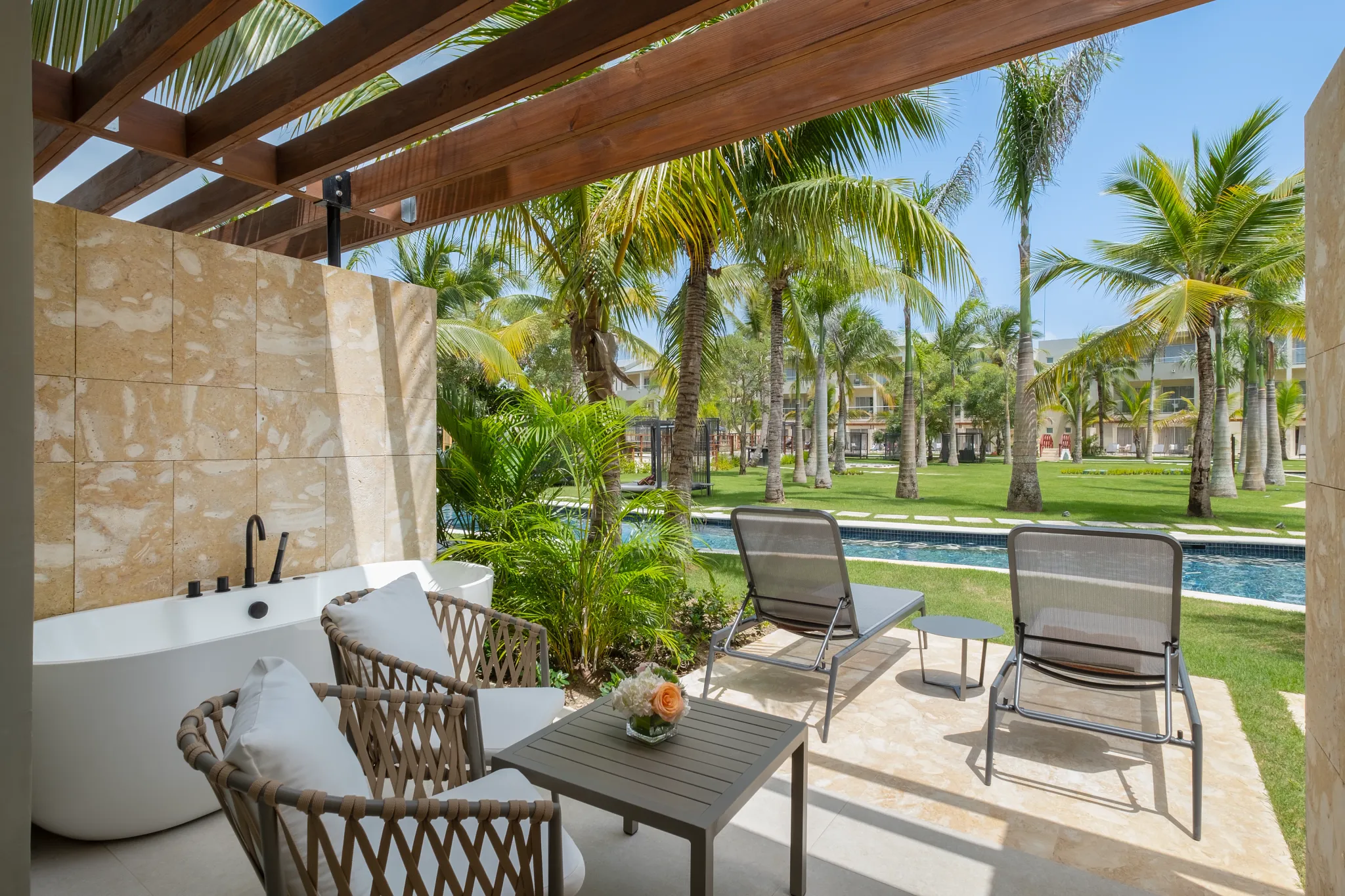 Preferred Club Junior Suite Pool Terrace Dreams Royal Beach