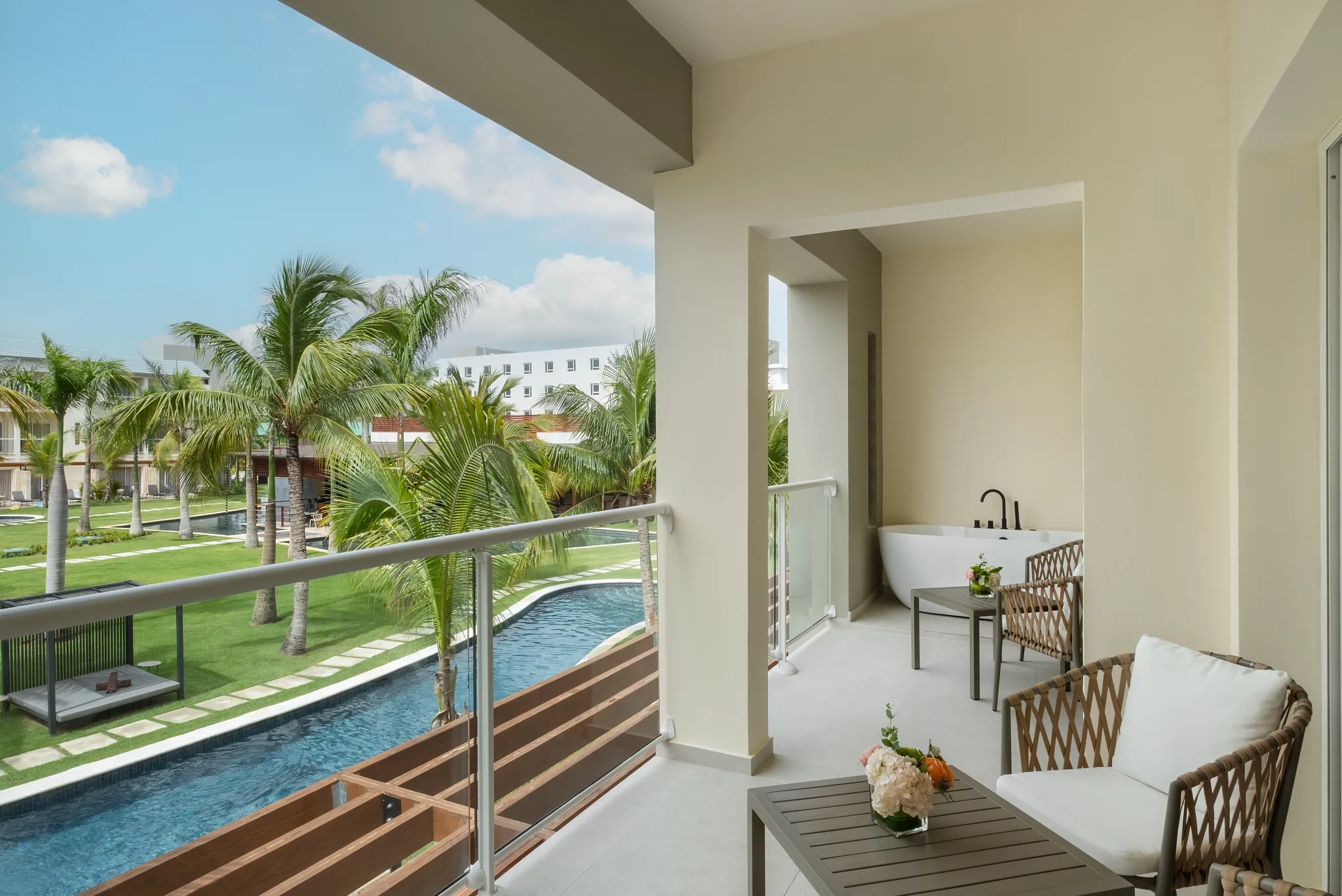 Preferred Club Premium Suite Garden View Terrace