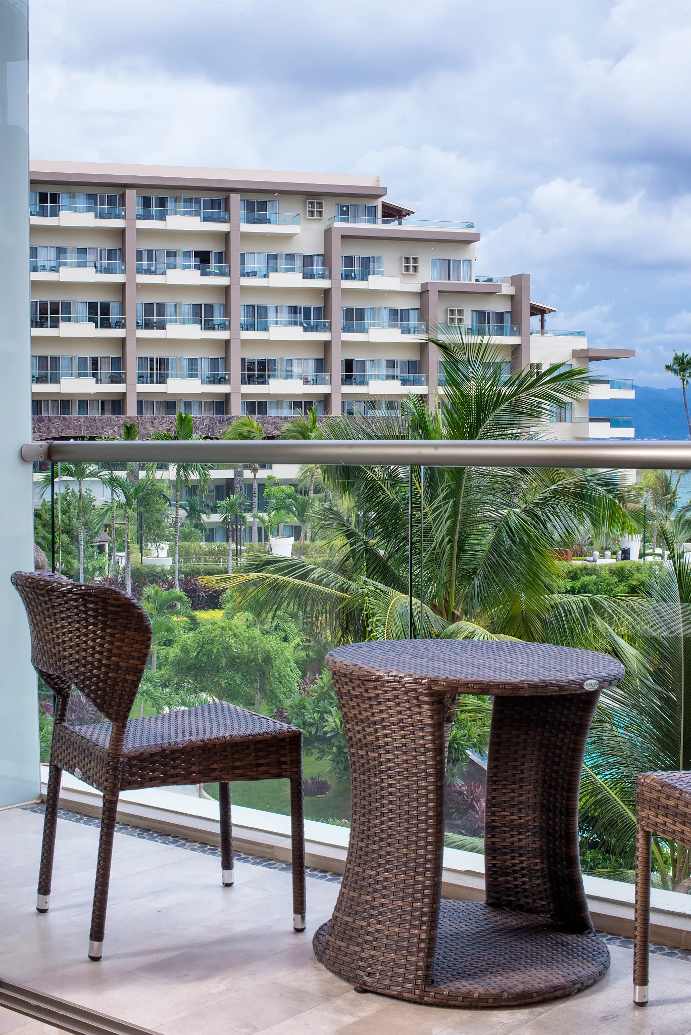 Junior Suite Garden View terrace — Dreams Vallarta Bay