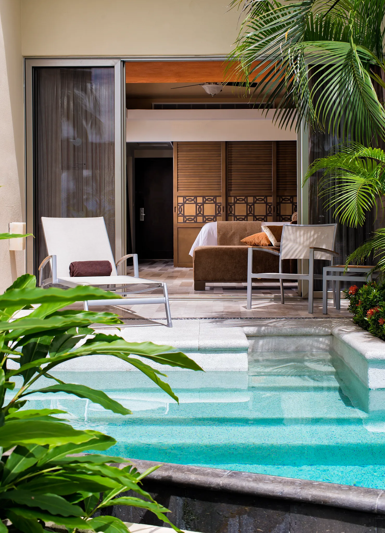 Junior Suite Swim Out terrace — Dreams Vallarta Bay