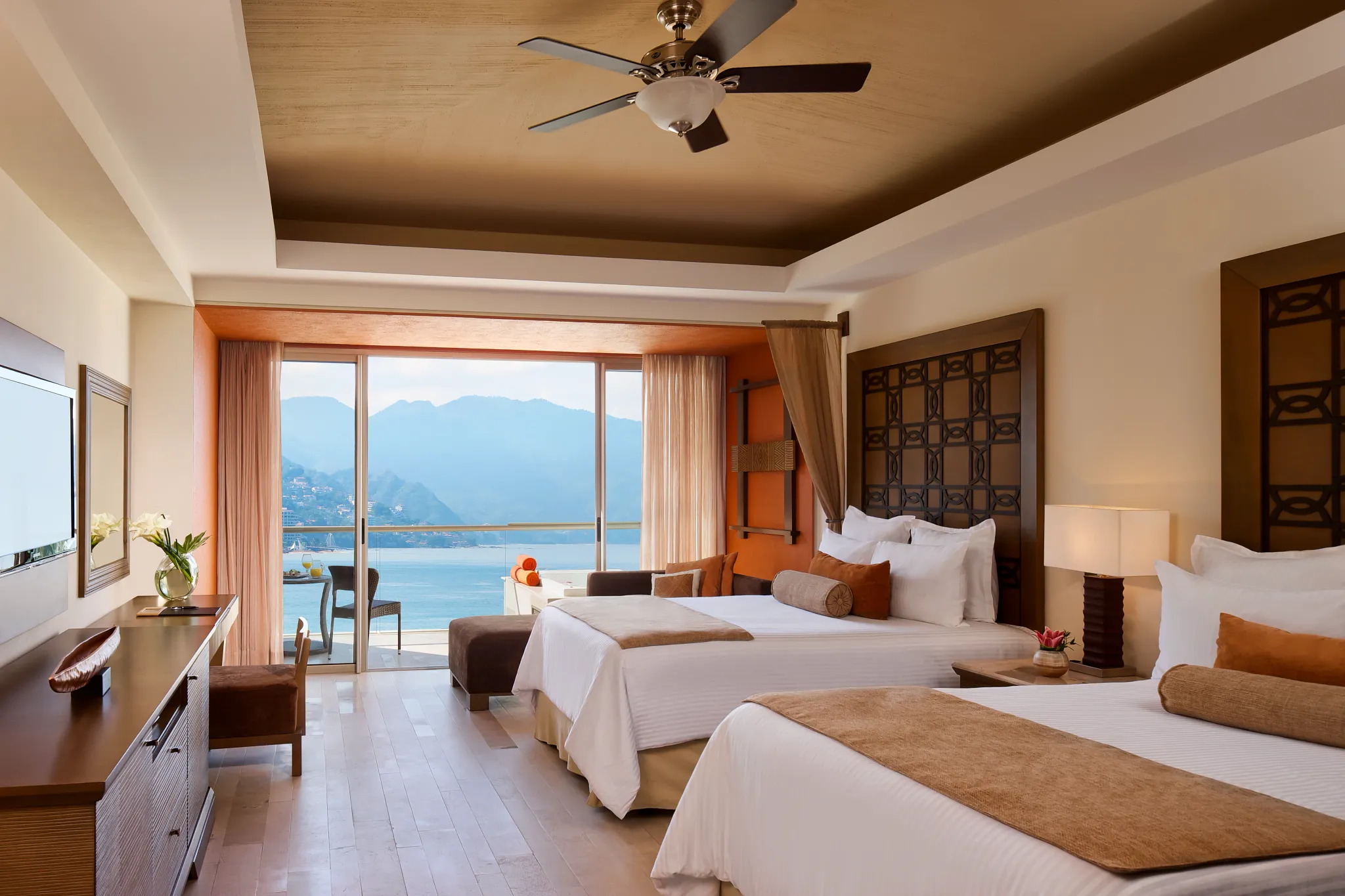 Preferred Club Junior Suite Ocean View double beds — Dreams Vallarta Bay