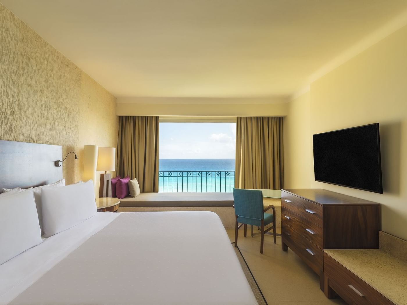 Premium Master Suite