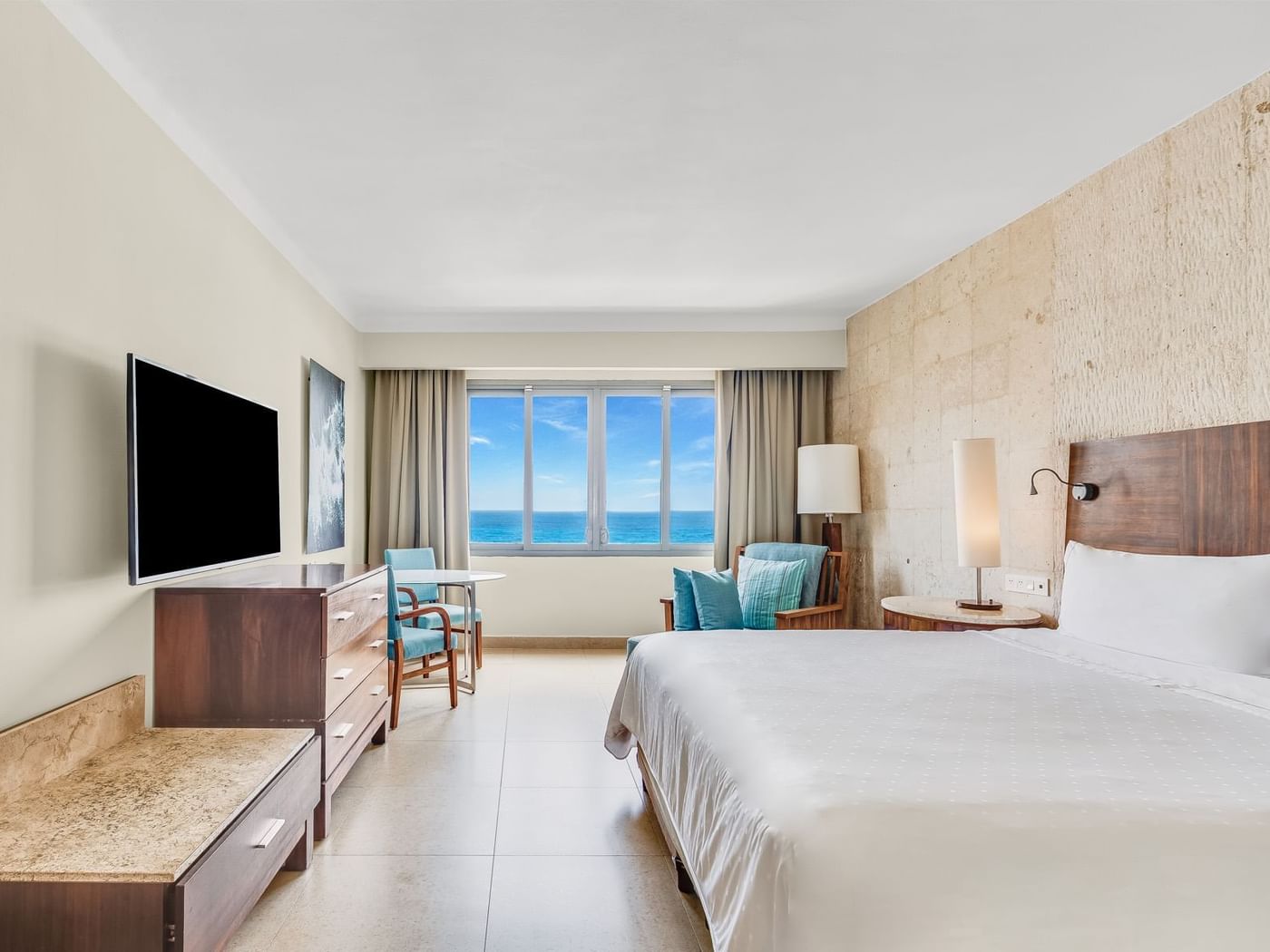 Premium Ocean Front room