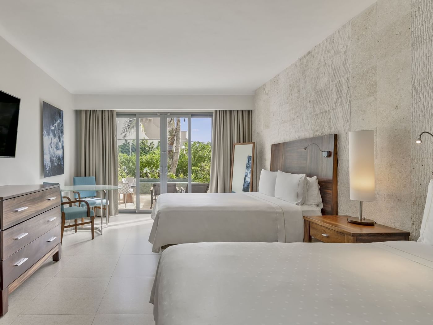 Premium Room with Plunge Pool double beds