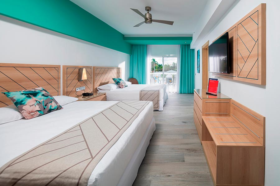 Double Room Communicated — Hotel Riu Ocho Rios