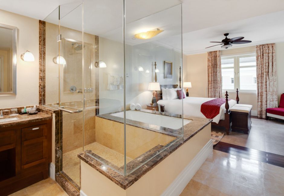 One Bedroom Romance Partial Ocean View Suite Bathroom