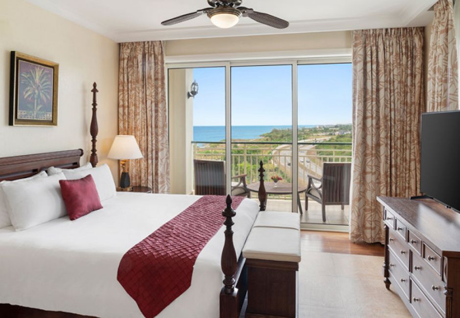 Two Bedroom Partial Ocean View Butler Suite — Jewel Grande