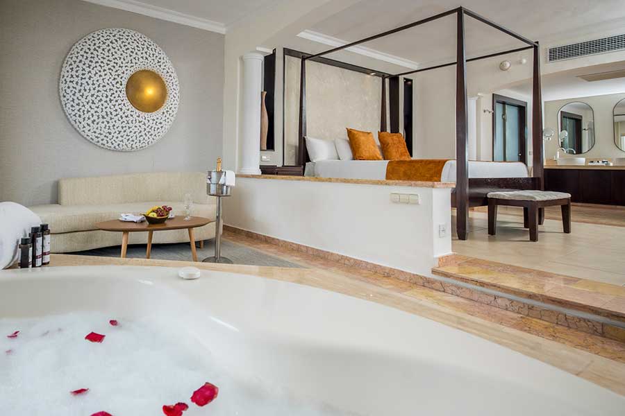Elegance Club Jr. Suite with Jacuzzi