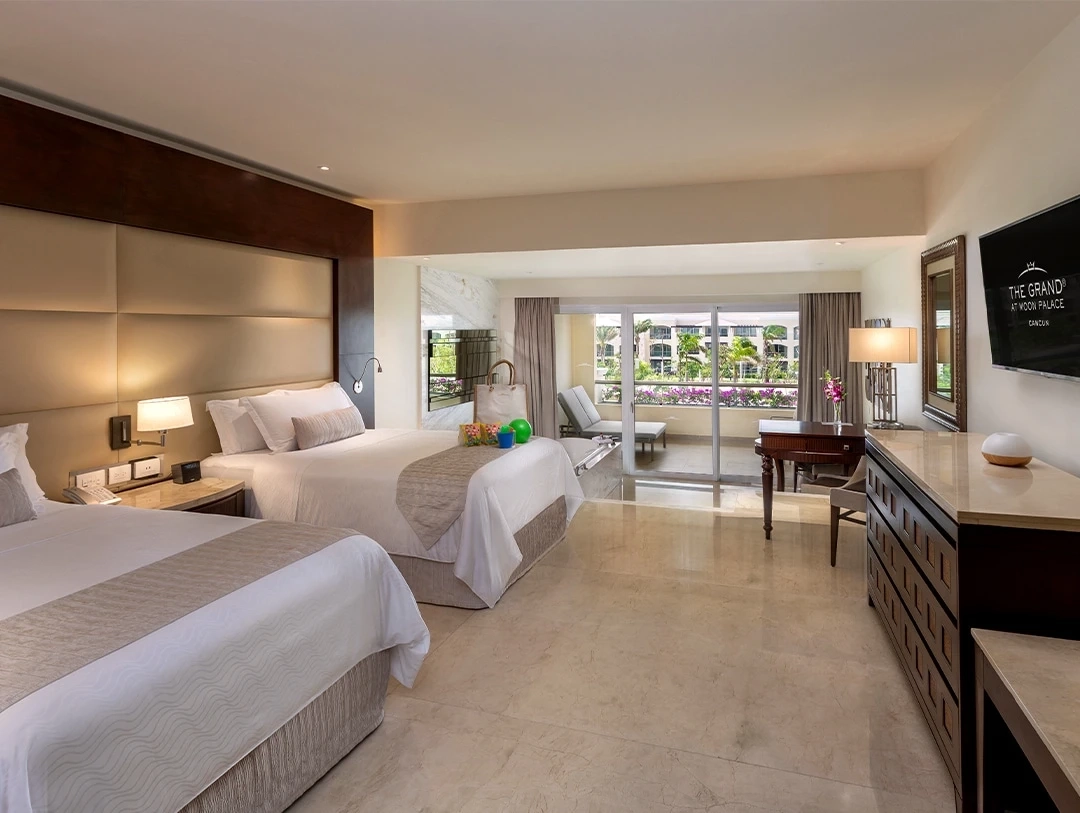 Grand Family Suite double beds