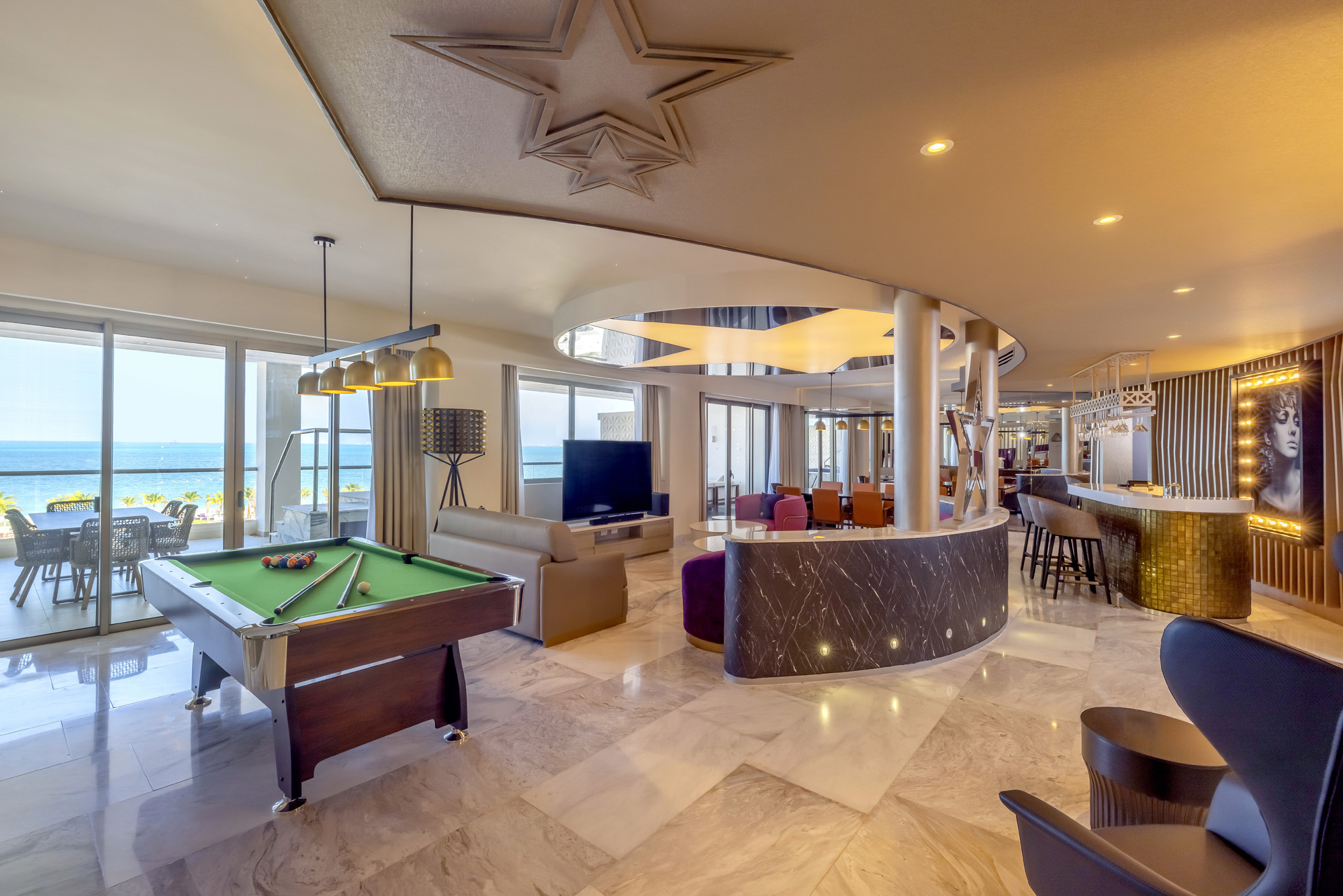 STAR Class Producer's Suite — Planet Hollywood Cancun