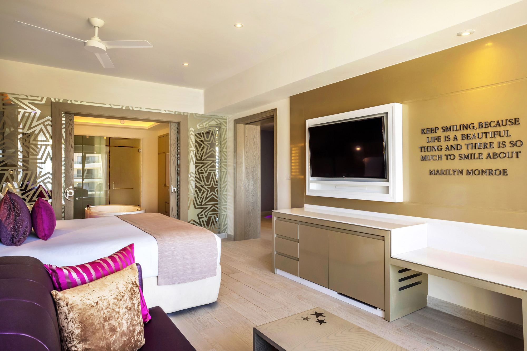 Director's Suite One Bedroom — Planet Hollywood Cancun