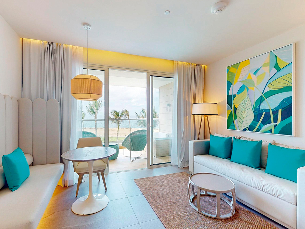Platinum Junior Suite seating area — Princess Grand Jamaica