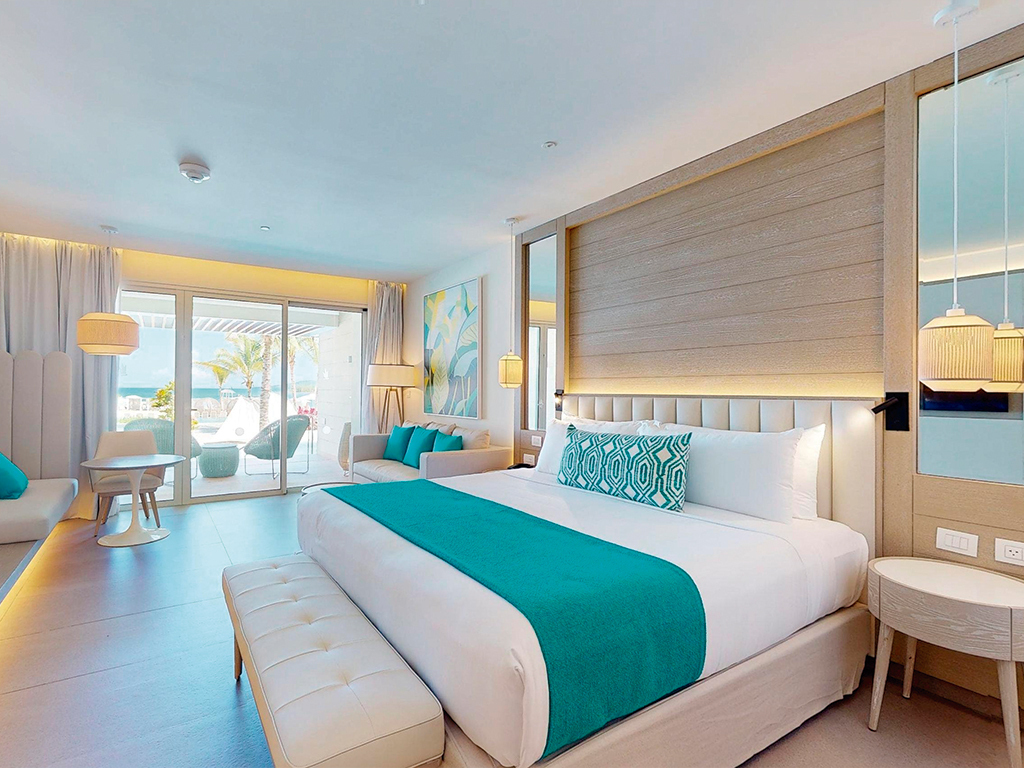 Swim-Out Princess Junior Suite — Princess Grand Jamaica