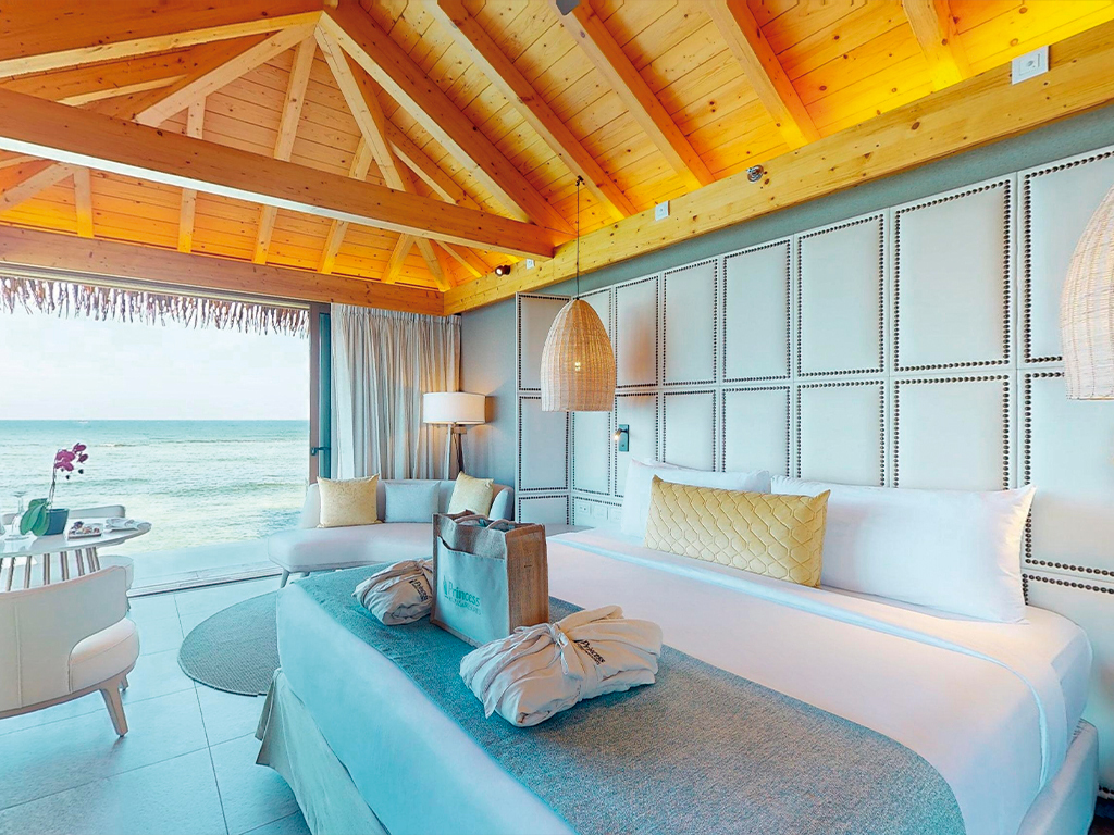 Overwater Villa with Infinity Pool — Princess Senses The Mangrove