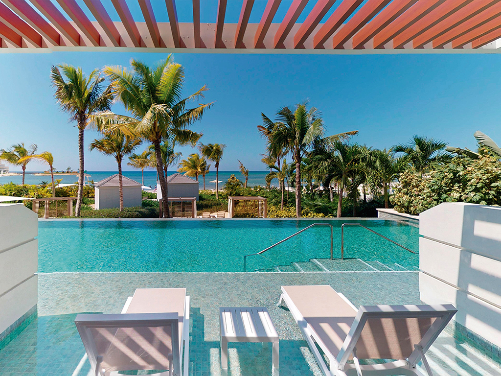 Swim-Out Pleasure Junior Suite pool — Princess Senses The Mangrove
