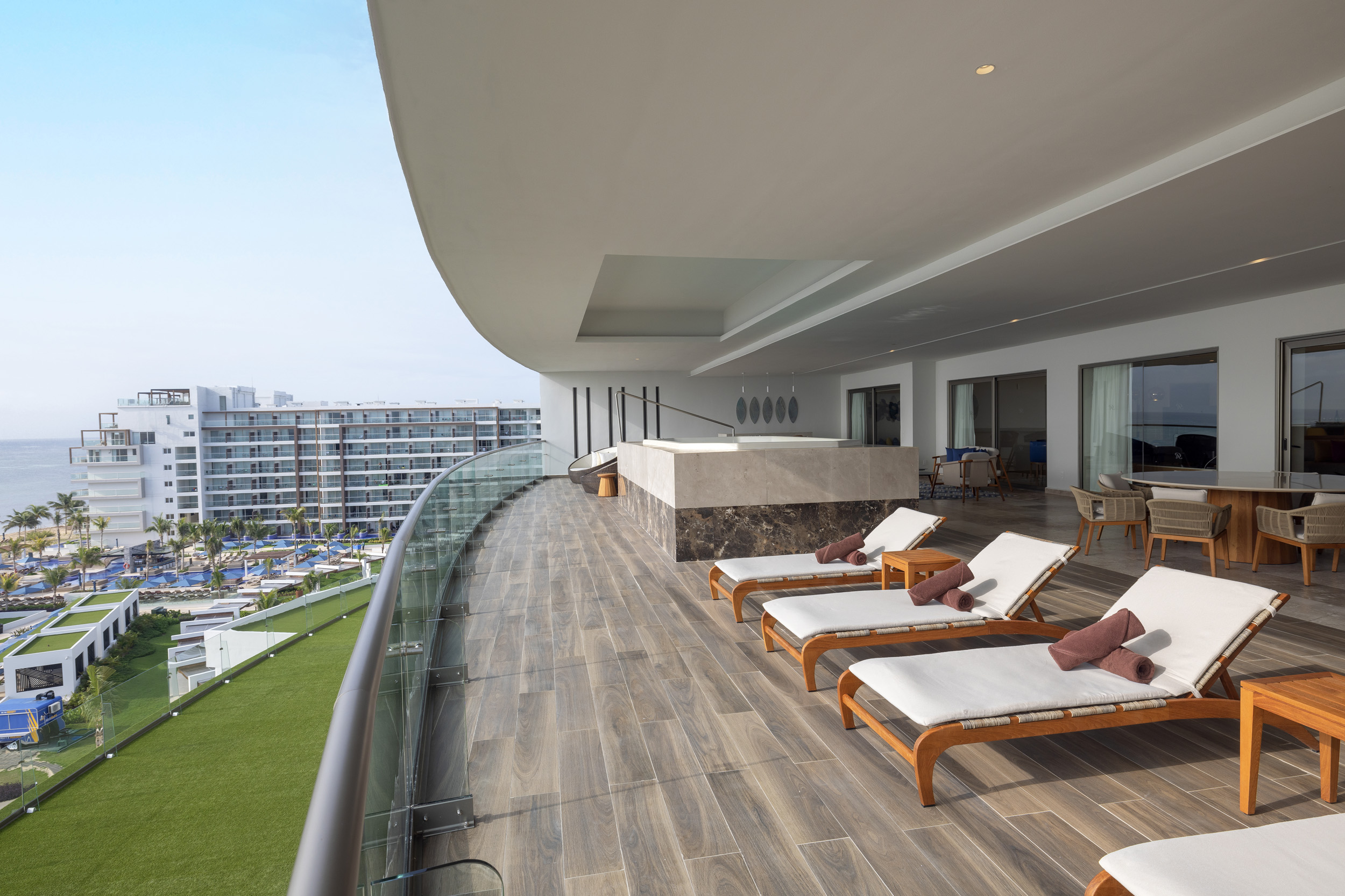 Chairman Suite oceanfront terrace