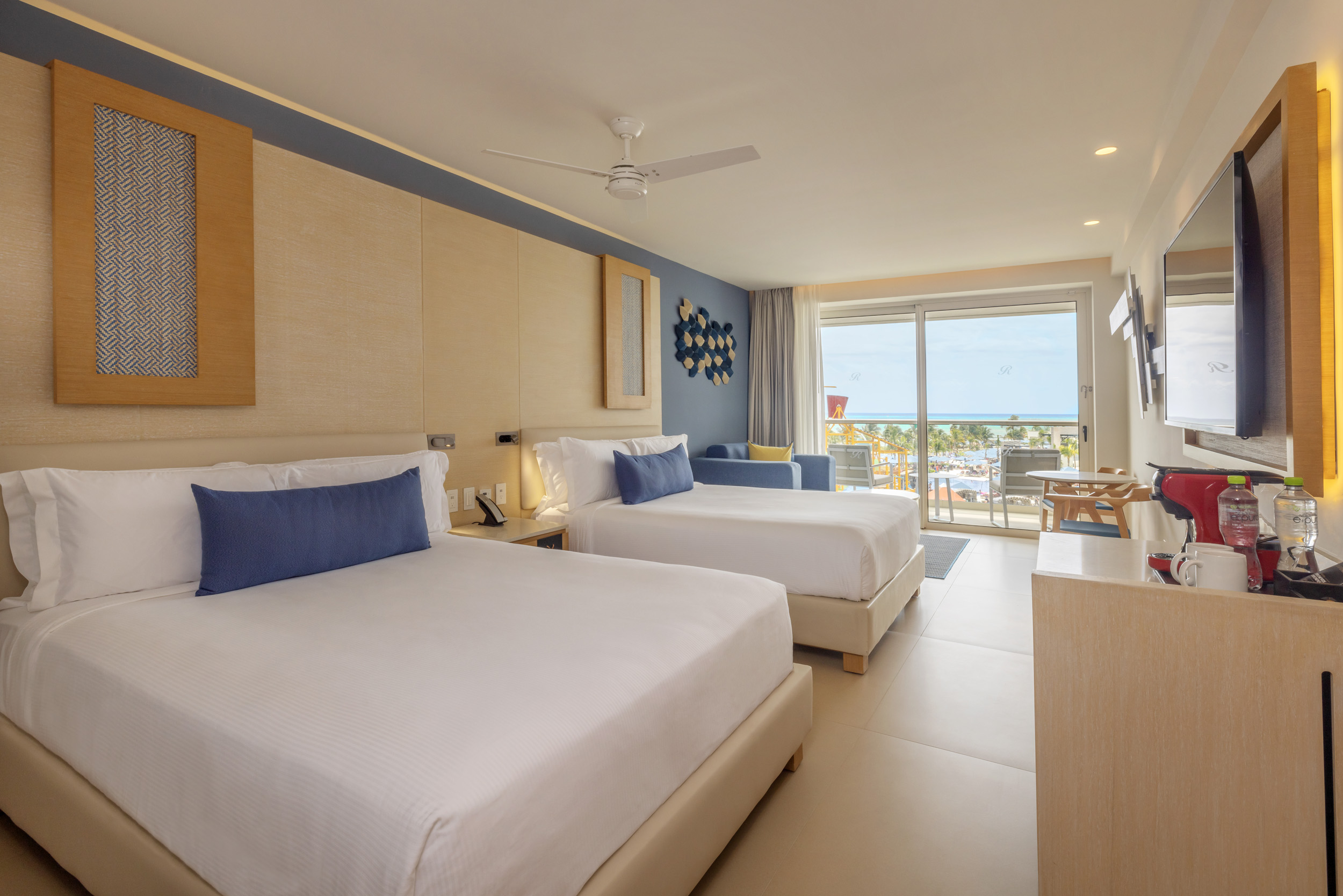 Diamond Club Two-Bedroom Junior Suite double beds