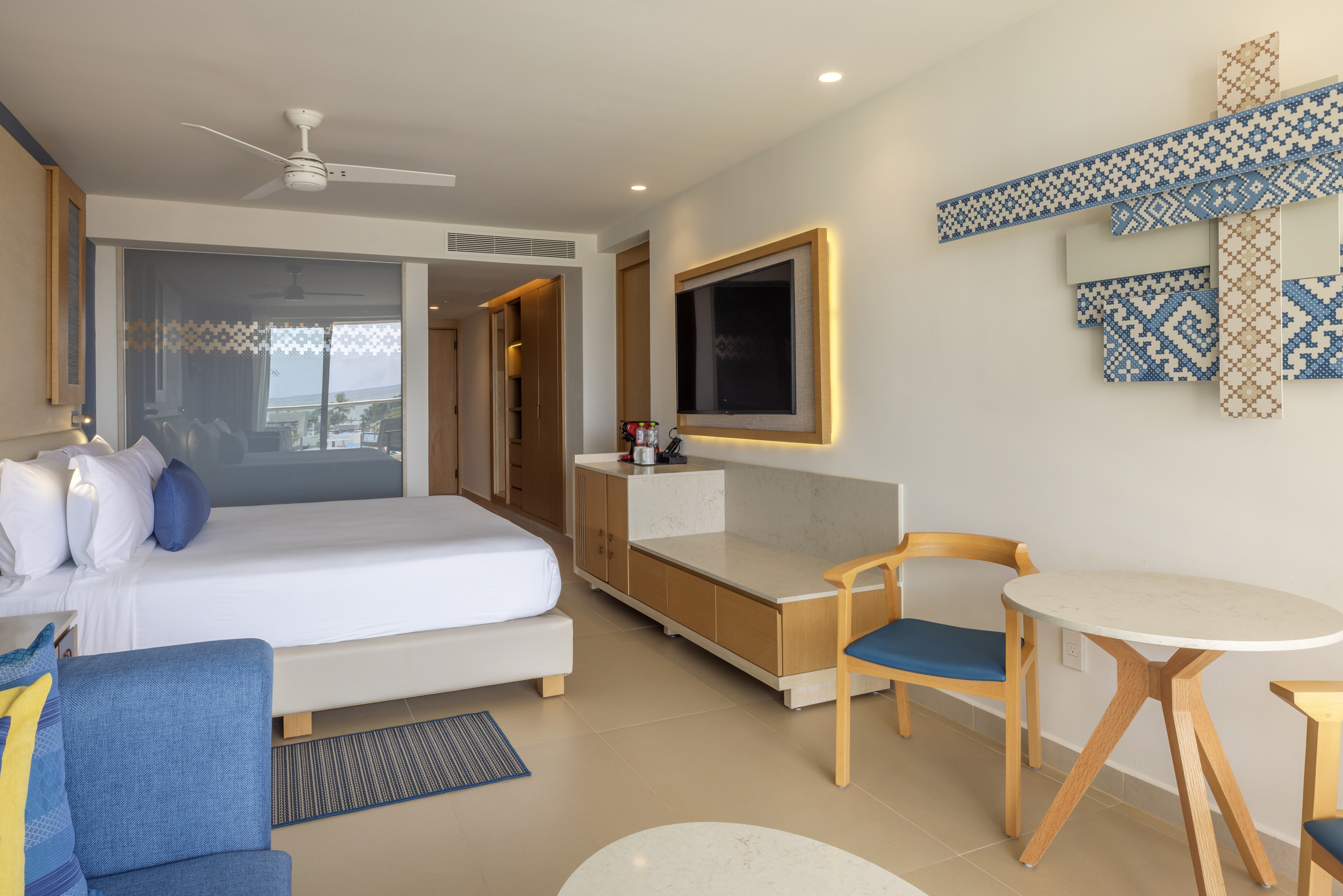 Diamond Club Two-Bedroom Junior Suite king bedroom