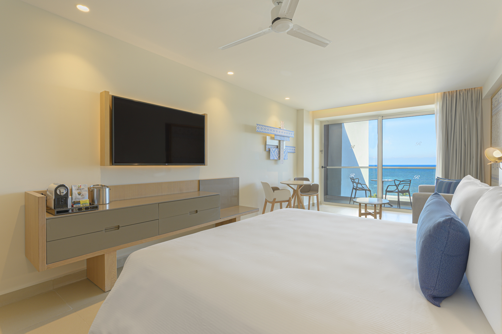 Luxury Junior Suite Royalton Splash Riviera Cancun