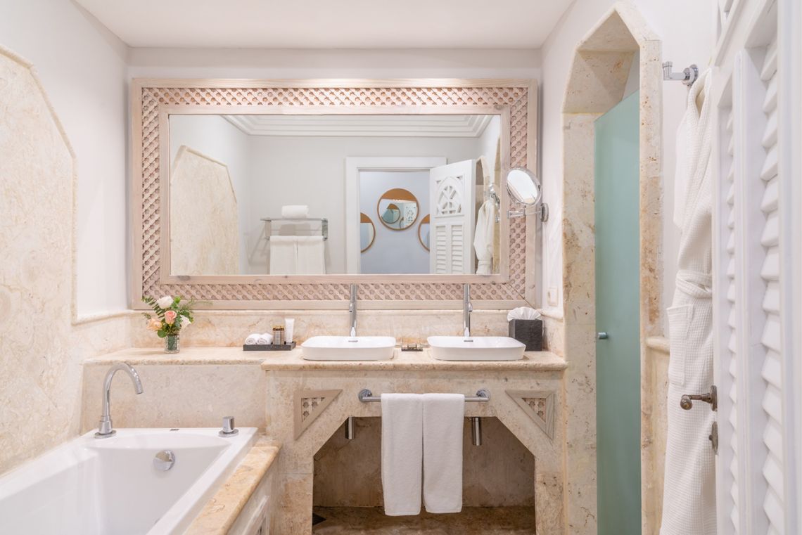 Beachfront Junior Suite bathroom — Sanctuary Cap Cana