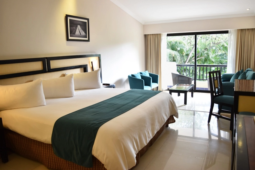 Hacienda Junior Suite — Sandos Playacar
