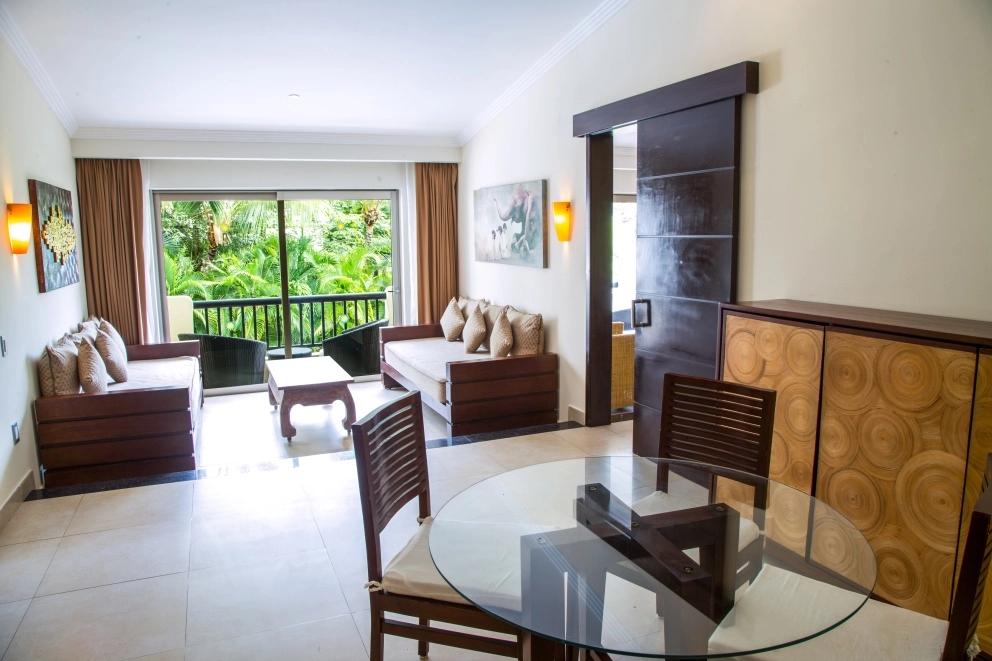 Hacienda One Bedroom Suite Seating Area — Sandos Playacar