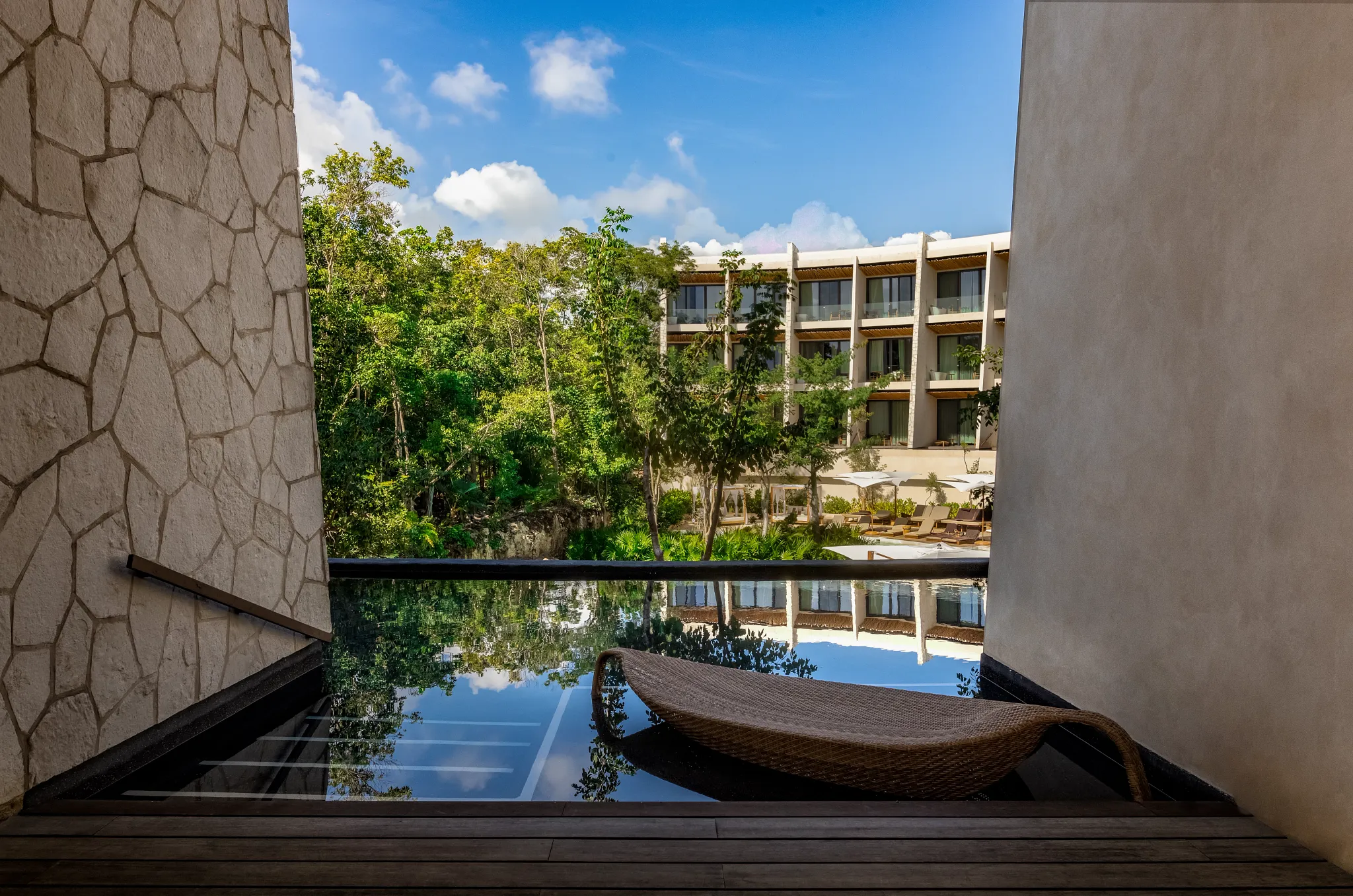Junior Suite Swim Out — Secrets Tulum