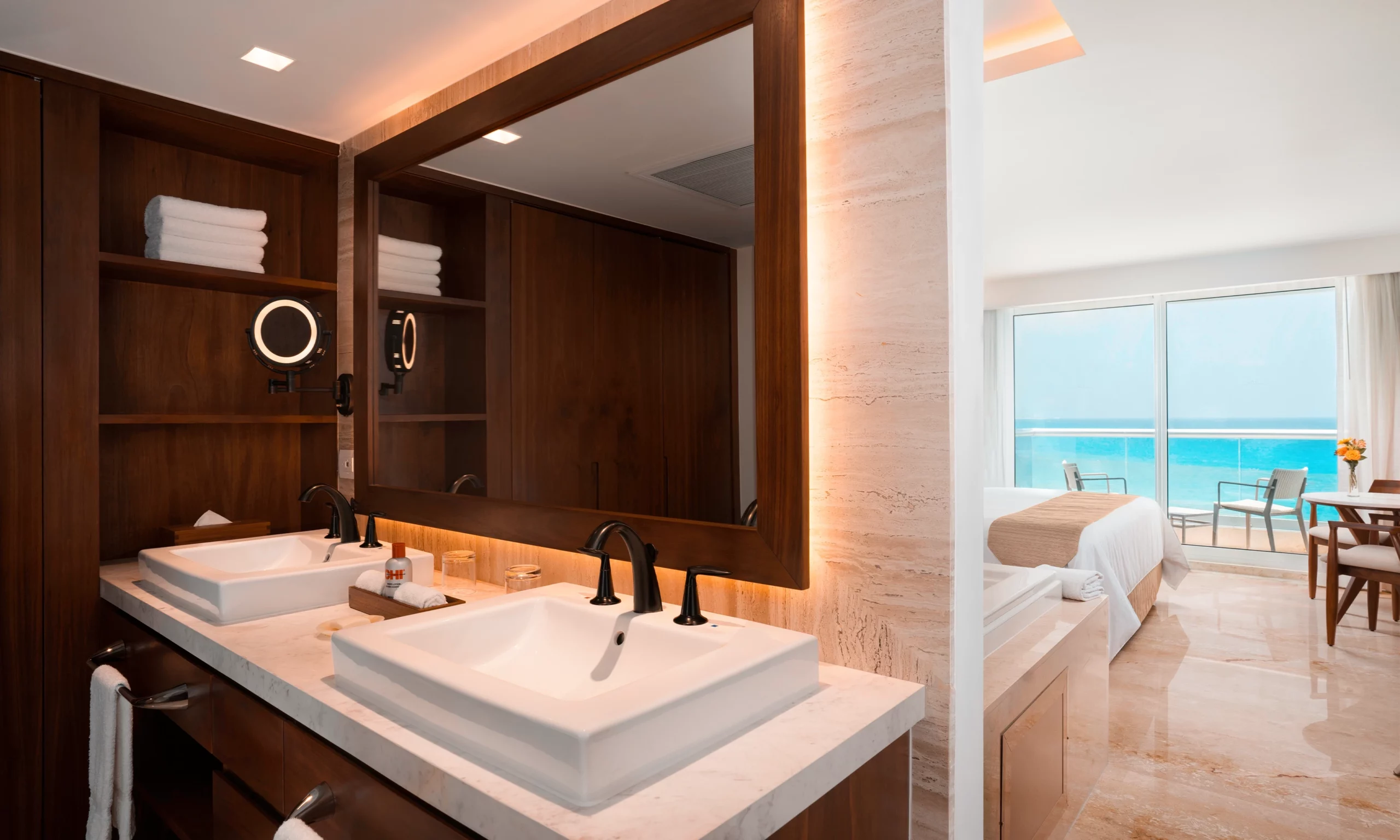 Superior Deluxe Ocean View room interior