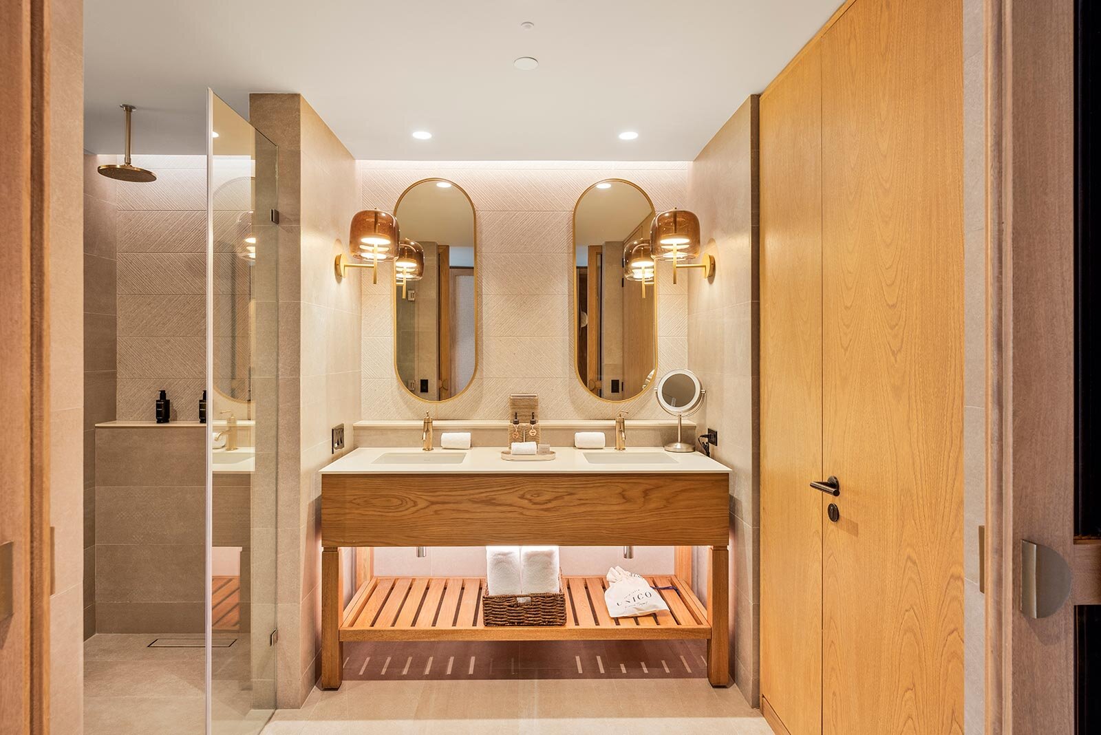 Alto Panorámica Oceanfront Bathroom — UNICO 20°105°