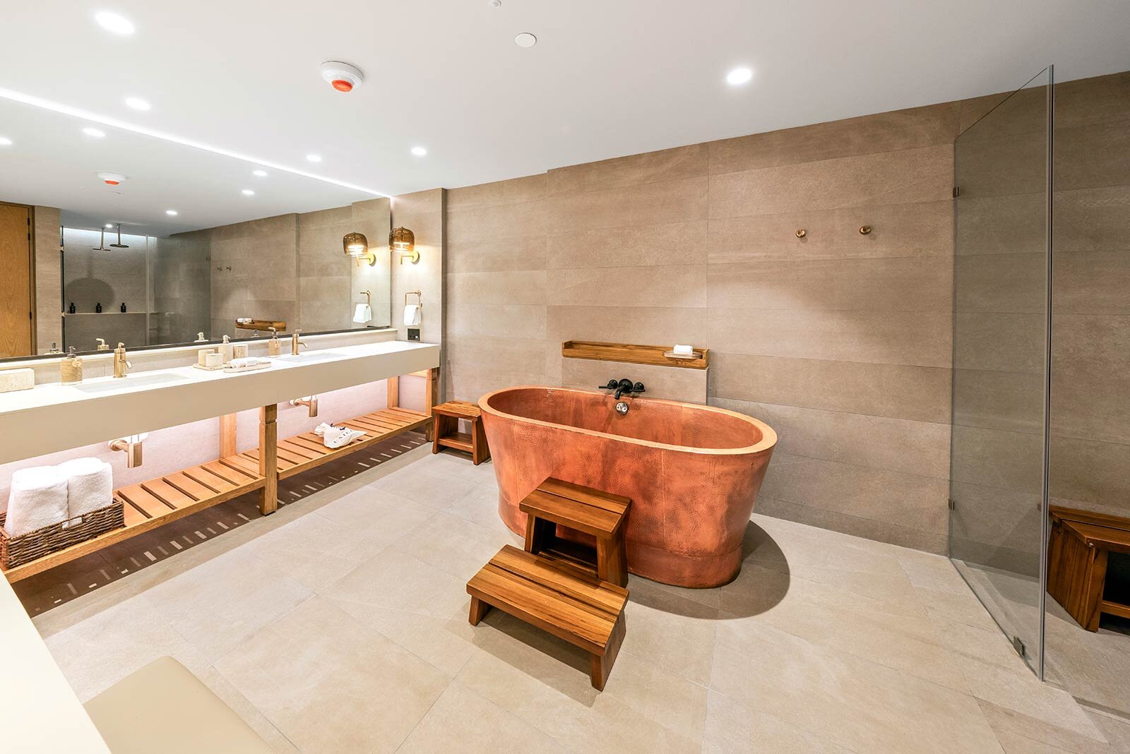 Estancia Suite Panorámica 1-Bedroom Oceanfront Bathroom — UNICO 20°105°