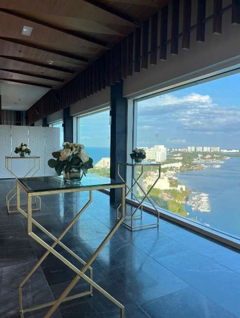 Silk City dinner setup — Breathless Cancun Soul