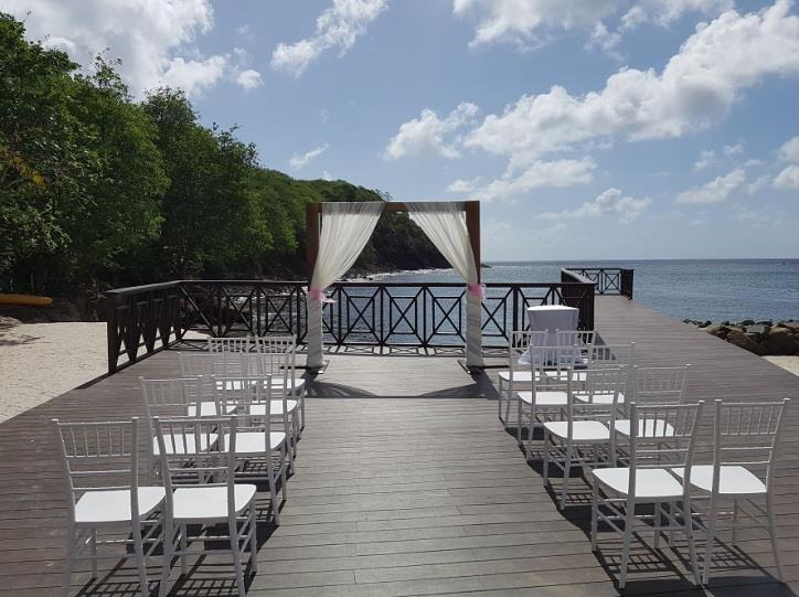 Diamond Club Deck - Hideaway at Royalton Saint Lucia