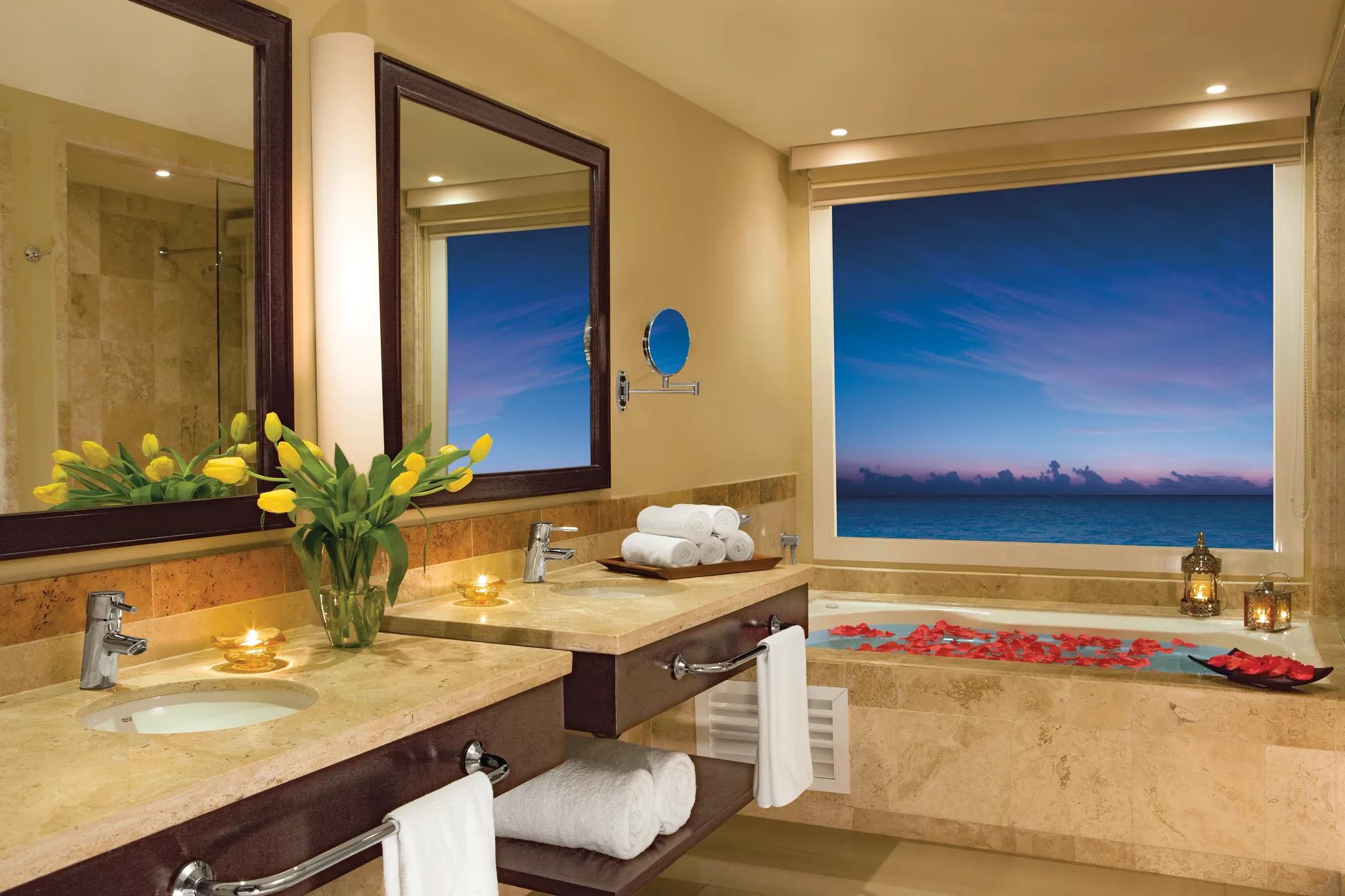 Junior Suite Ocean Front View Bathroom — Dreams Jade Resort & Spa