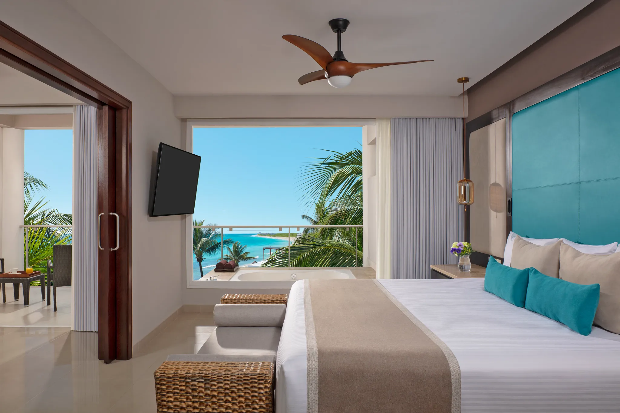 Preferred Club Suite Ocean View — Dreams Jade Resort & Spa